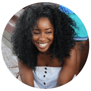 Website-circle-woman-smiling